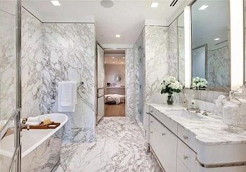 Ванная комната из камня мрамор Арабескато Вайт (Arabescato White)